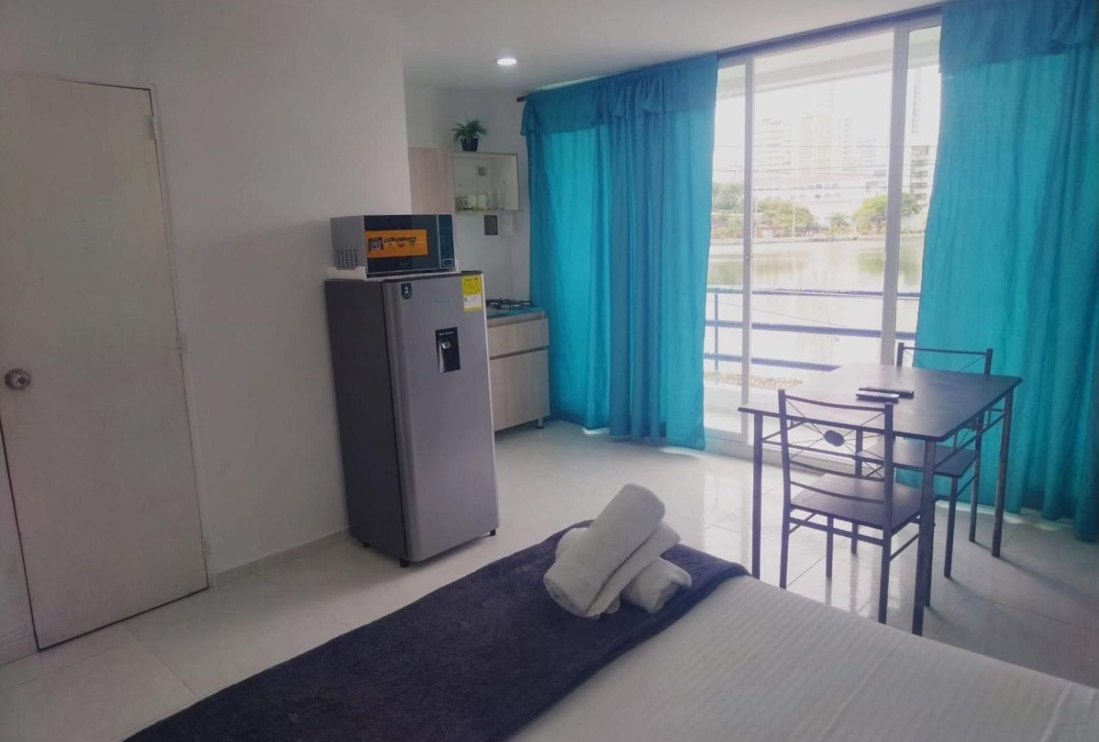 Estudios El Laguito Marina Del Rey Apartahotel 4*