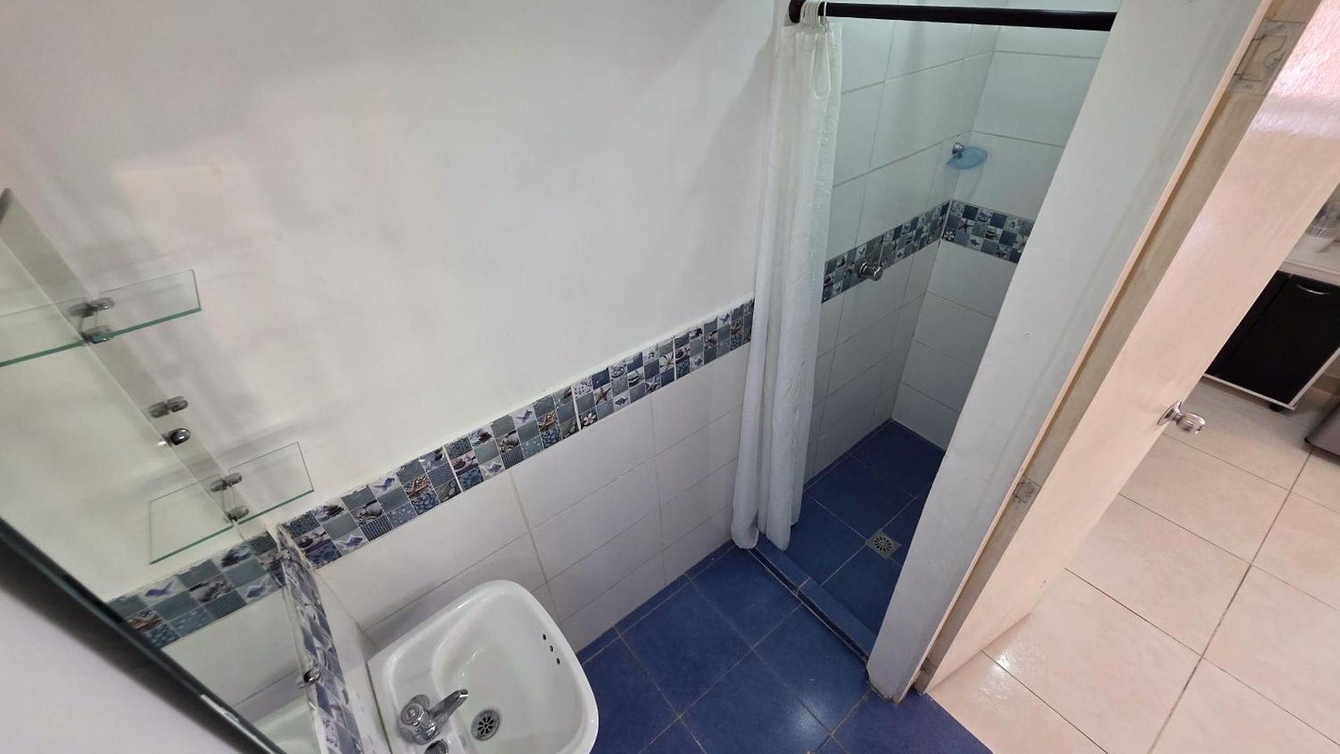 Apartahotel Estudios El Laguito Marina Del Rey 4*