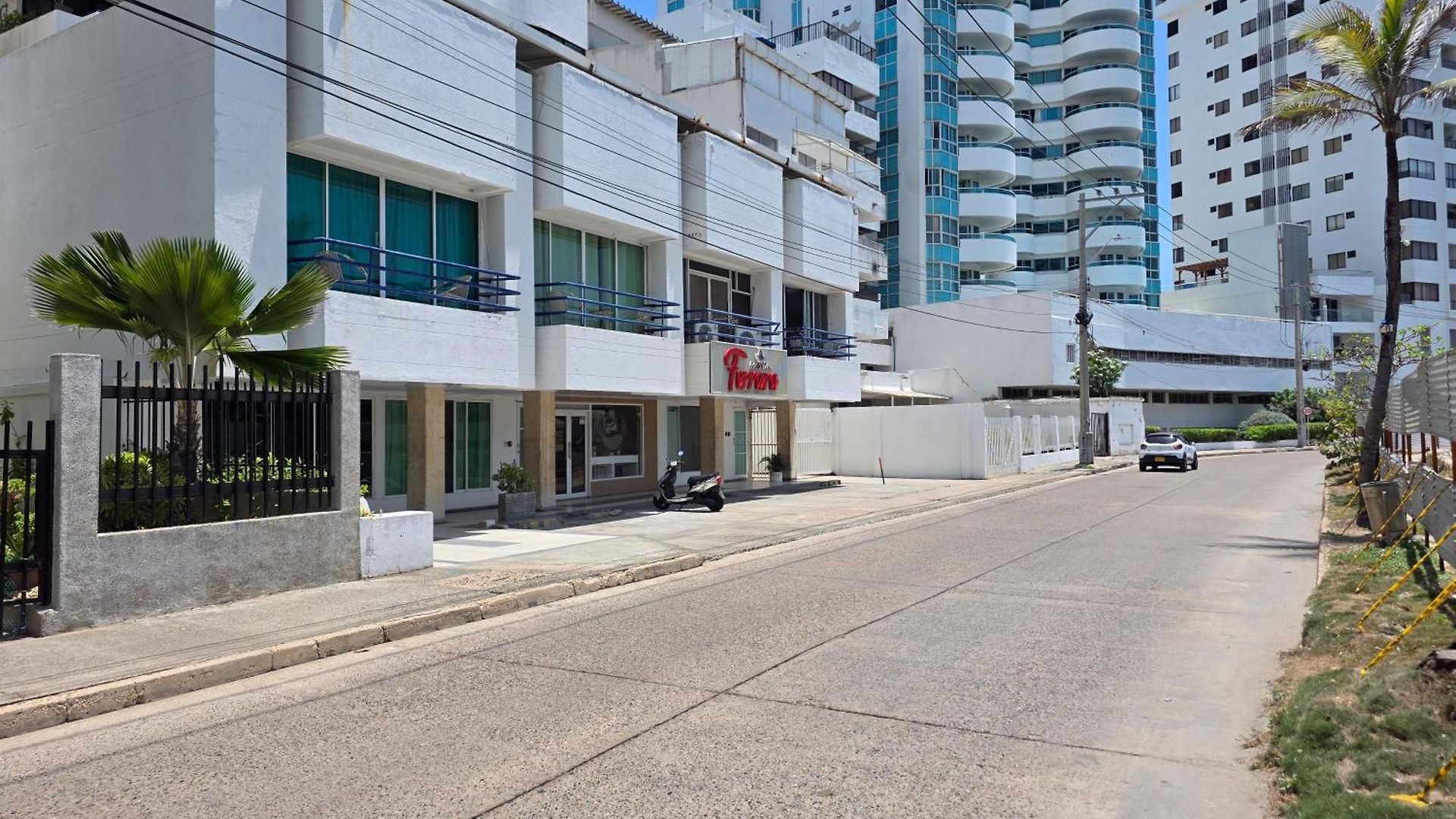 Estudios El Laguito Marina Del Rey Apartahotel