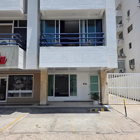 Estudios El Laguito Marina Del Rey 4* Cartagena