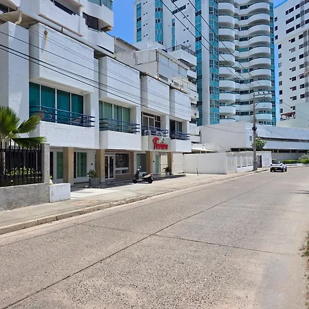 Estudios El Laguito Marina Del Rey Apartahotel