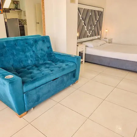 Estudios El Laguito Marina Del Rey Apartahotel