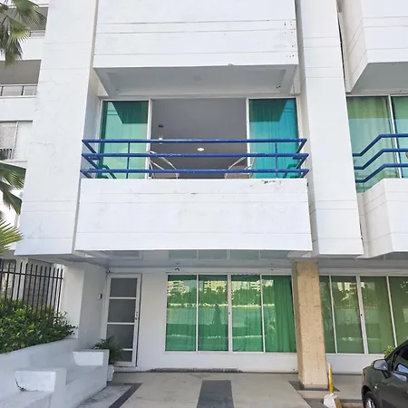 Estudios El Laguito Marina Del Rey Apartahotel 4*