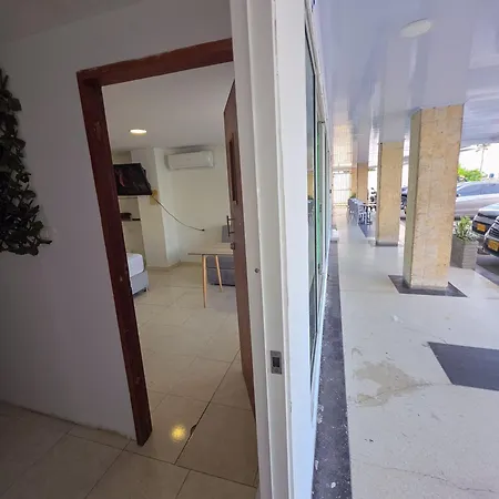 Estudios El Laguito Marina Del Rey