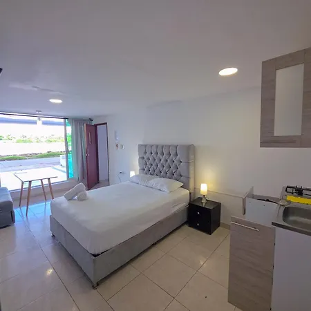 Estudios El Laguito Marina Del Rey Apartahotel