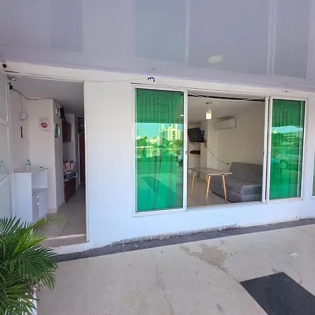 Estudios El Laguito Marina Del Rey Apartahotel Cartagena