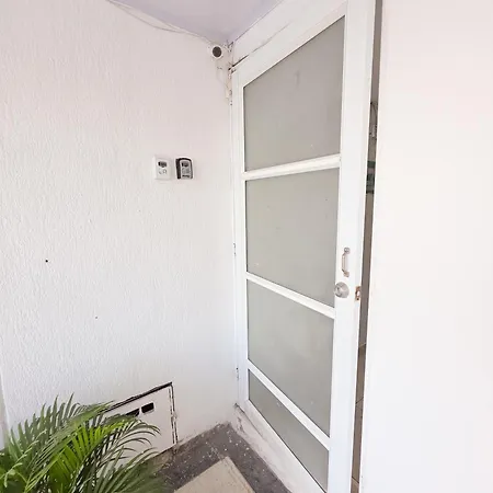 Estudios El Laguito Marina Del Rey 4*