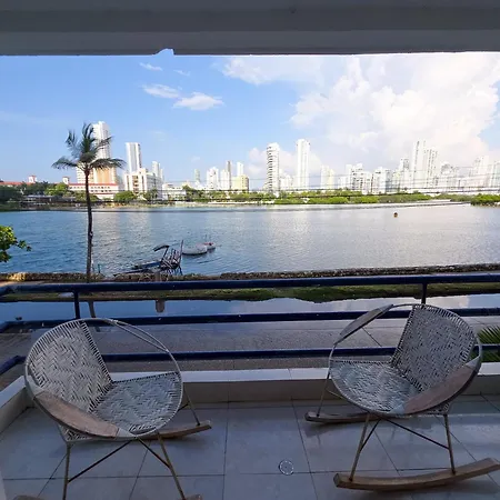 Apartahotel Estudios El Laguito Marina Del Rey 4*