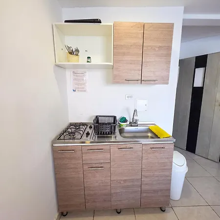 Estudios El Laguito Marina Del Rey 4*