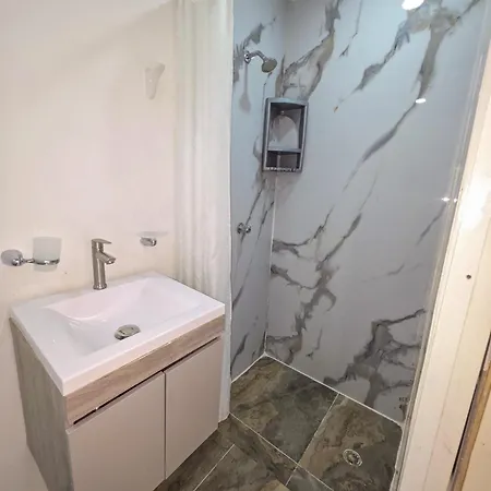 Apartahotel Estudios El Laguito Marina Del Rey 4*