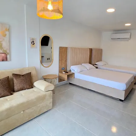 Estudios El Laguito Marina Del Rey Apartahotel Cartagena